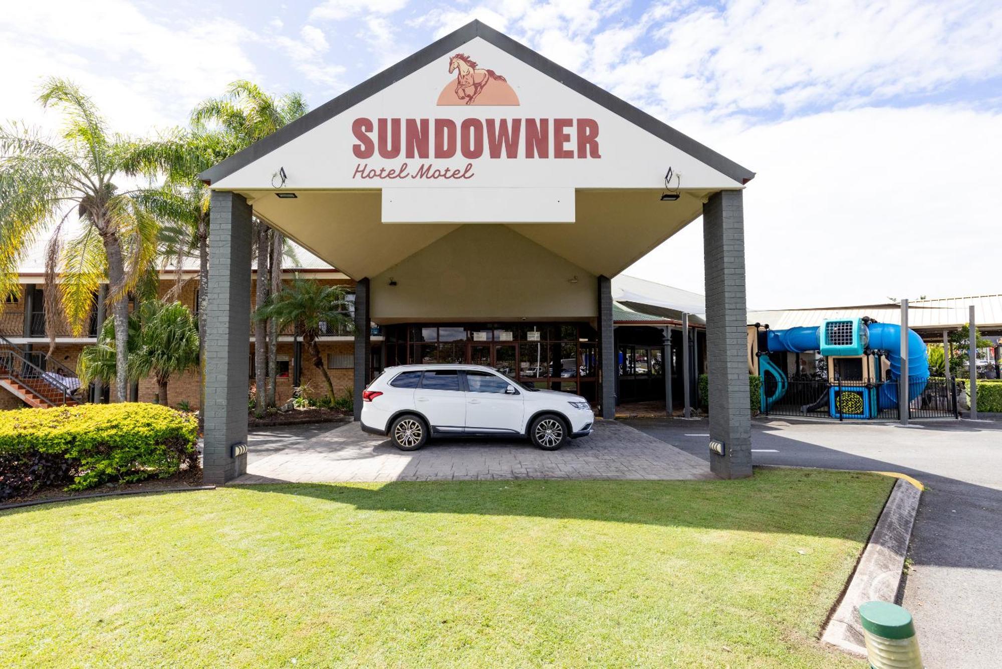 Sundowner Hotel Motel Caboolture Exterior foto