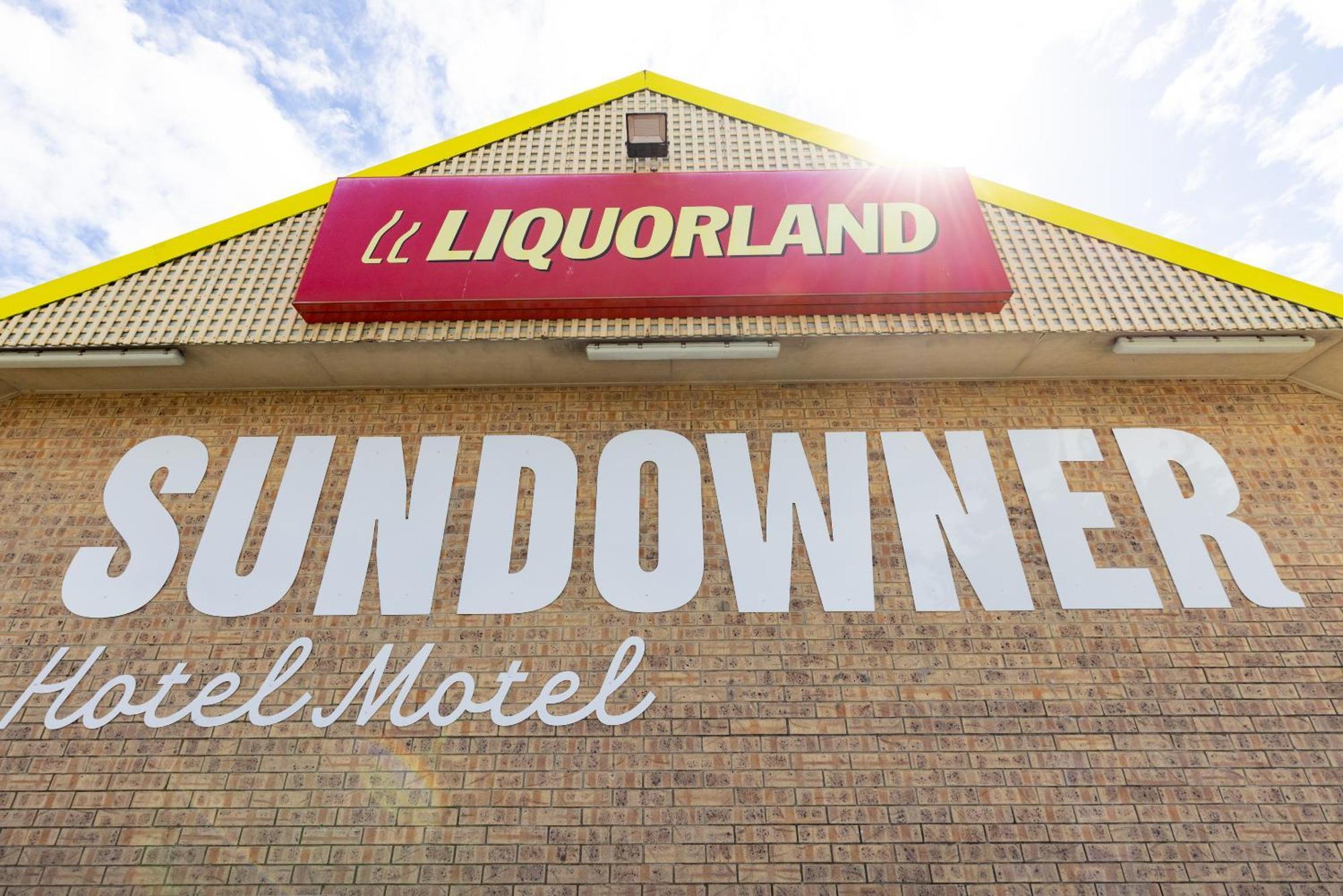 Sundowner Hotel Motel Caboolture Exterior foto
