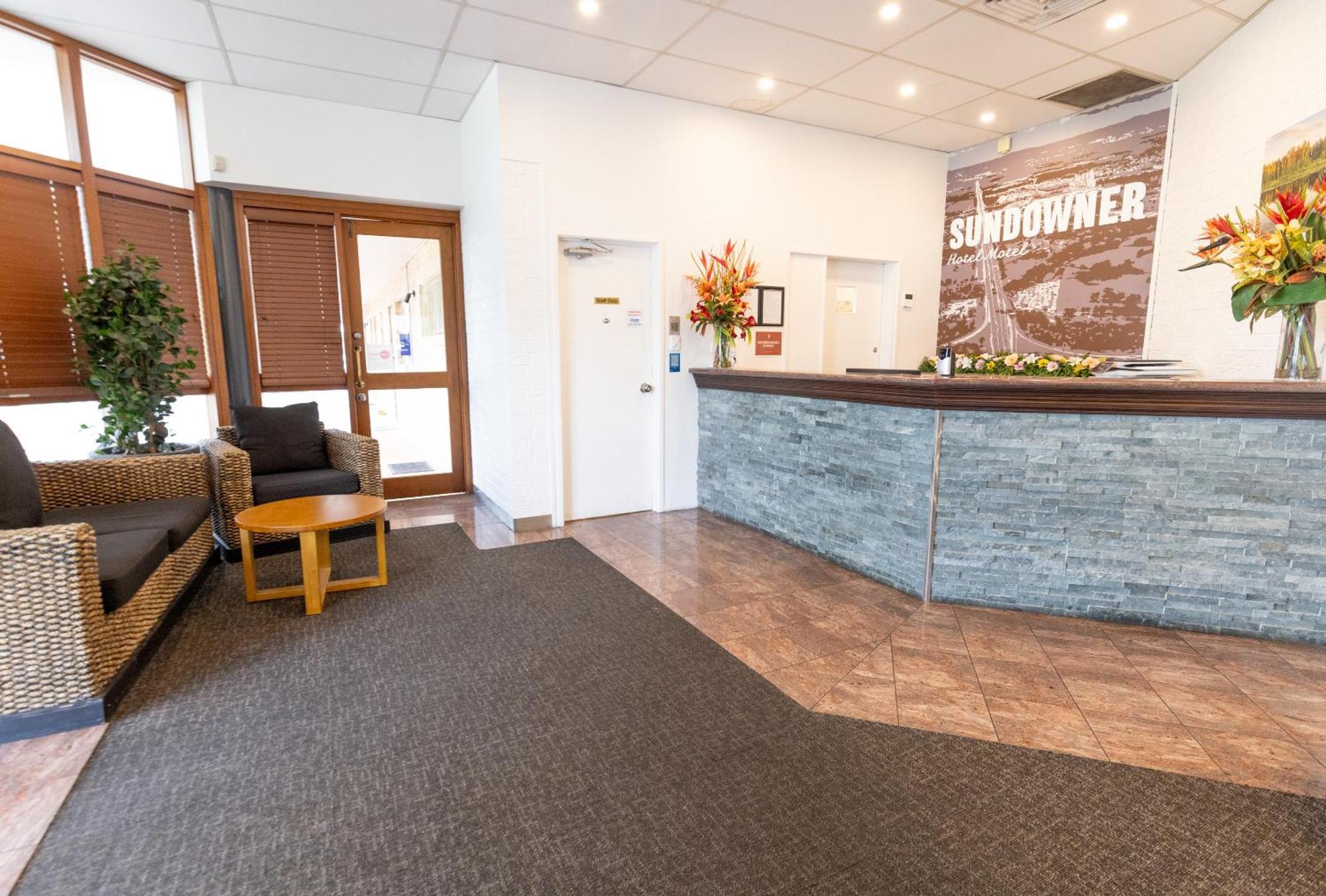 Sundowner Hotel Motel Caboolture Exterior foto